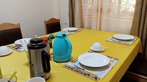 Free daily continental breakfast - ENZOGU GARDENS RESIDENCY HOTEL (Mbale)