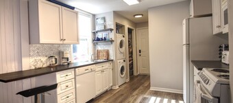 Beautiful house right by Portsmouth Olympic Harbour.