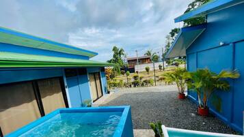 Phòng, 1 phòng ngủ, hiên, quang cảnh núi | Hồ bơi | Hồ bơi ngoài trời