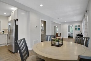 Dining - Paradise in St Augustine B (St. Augustine)