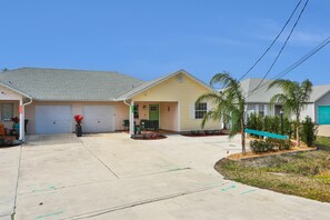 Exterior - St Augustine Beach House unit B (St. Augustine)