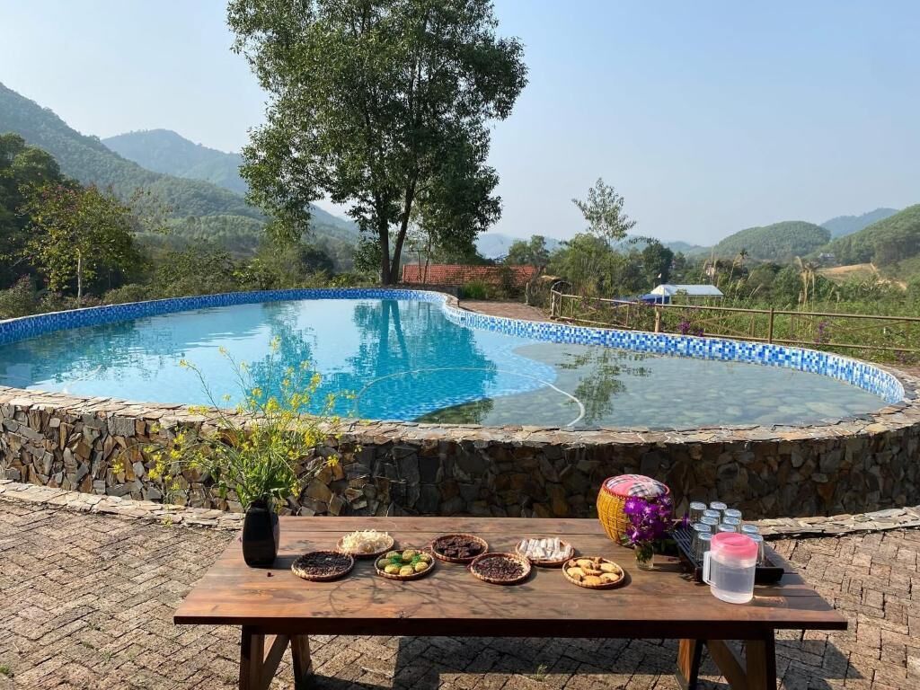 Family House, Pool View, Mountainside