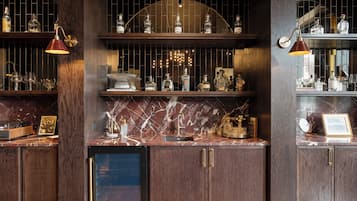 TV connectée de 32 pouces avec chaßnes par cùble