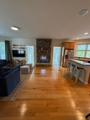 Smart TV, tenis de mesa y libros