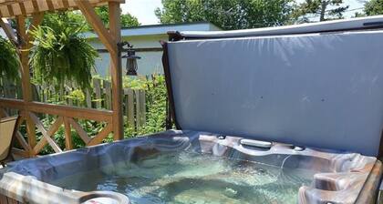 The Lake Erie Retreat | Fall Getaway w/ Hot Tub, Fire Pit & Beach Views