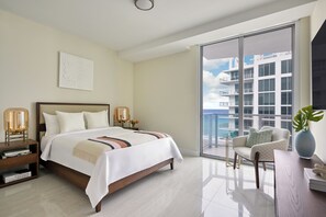 2 slaapkamers, een kluis op de kamer, een strijkplank/strijkijzer