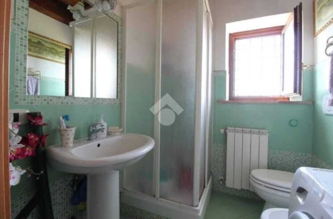 Handtücher, Toilettenpapier