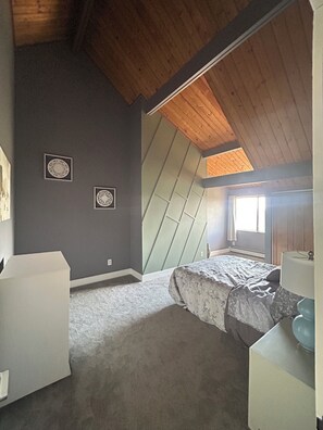 2 chambres, fer et planche à repasser, accès Internet, draps fournis