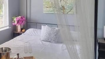 1 chambre, fer et planche Ă repasser, Wi-Fi, draps fournis