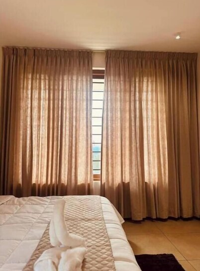 Deluxe King Room Gypsie Cottage unit 1