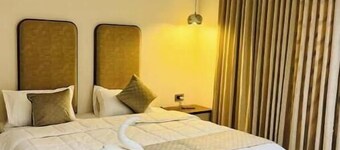 Deluxe King Room Gypsie Cottage unit 1