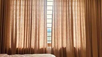 1 chambre, accĂšs Internet, draps fournis