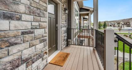 3-bedroom townhome in adorable Cheyenne with AC