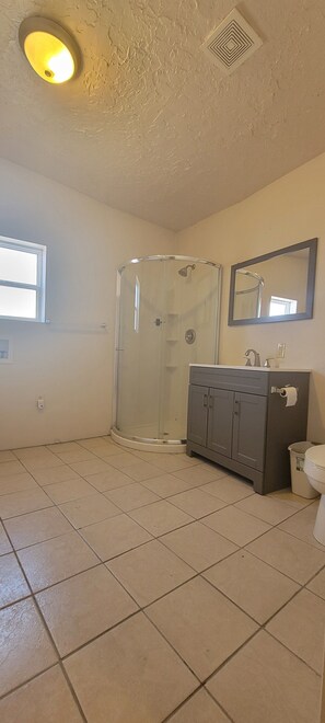 Towels, soap, toilet paper - “Charming Brand-New 1-Bedroom Home in Velarde — Minutes from Taos!” (Velarde)
