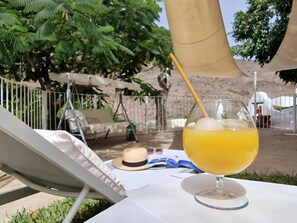 Property grounds - 'Historica Juan' with Mountain View, Shared Terrace and Wi-Fi (Mogán)