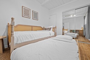 Unclassified image, 4 of 15, button