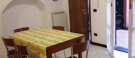 Classic Apartment, 1 Bedroom, Patio, Ground Floor | Living area