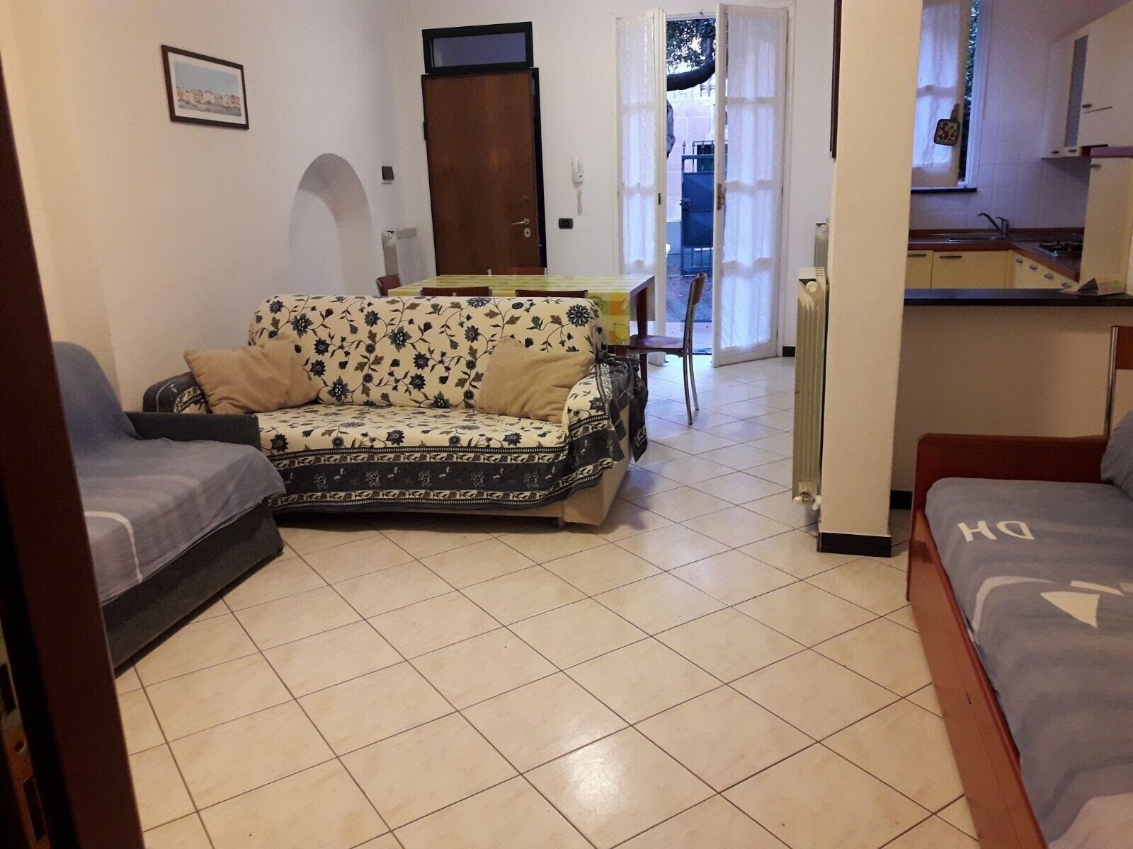 Classic Apartment, 1 Bedroom, Patio, Ground Floor | Living area