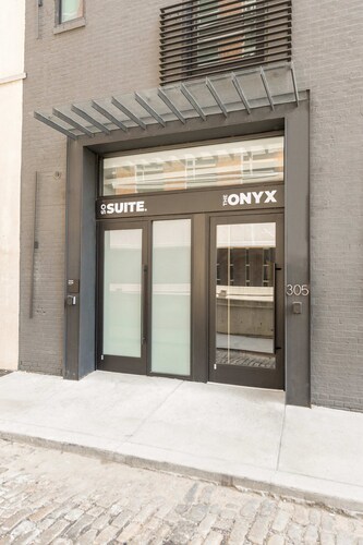 Sosuite 1bed Apt w Roof Deck, Gym, Laundry