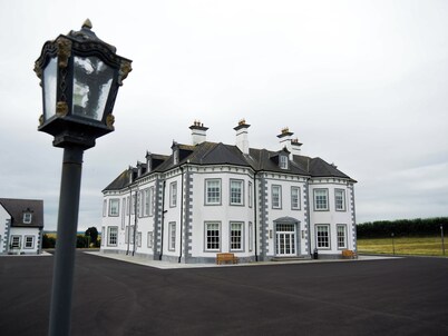 Mountrush House 12 Bedroom Exclusive Use Large Holiday Homes in Ireland