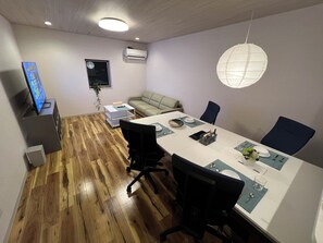 جناح فاخر - بشرفة - منظر للمدينة | واي فاي مجانًا