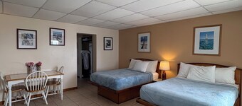 Room #2 in Charming hotel with AC in sunny Islamorada