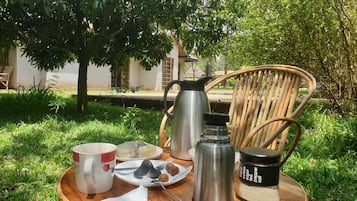 Free daily continental breakfast