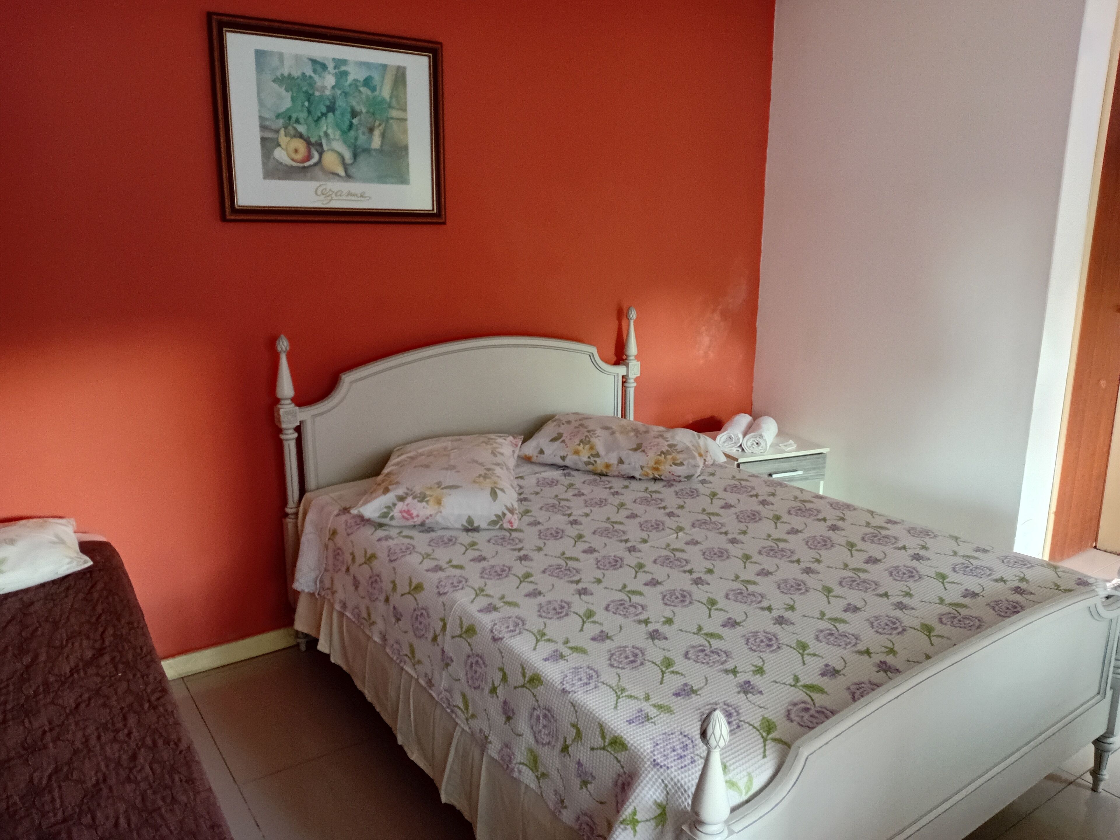 Chambre Double, vue cour intérieure | Bureau, espace de travail pour ordinateur portable, Wi-Fi gratuit