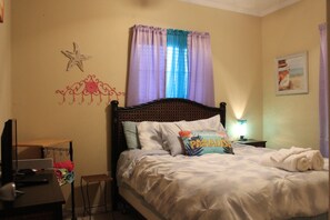 2 bedrooms, iron/ironing board, travel cot, free WiFi