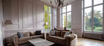 Tremendous 8-bedroom castle in Isle-sur-Marne