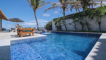 Piscina externa