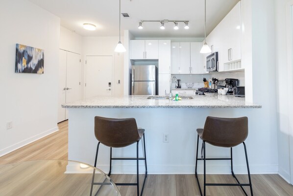 Apartment, 2 Bedrooms, Pets allowed | Private kitchen
