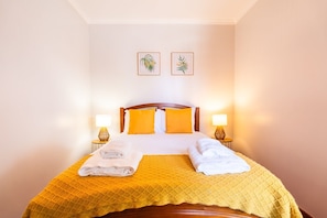 1 bedroom, iron/ironing board, Internet, bed sheets