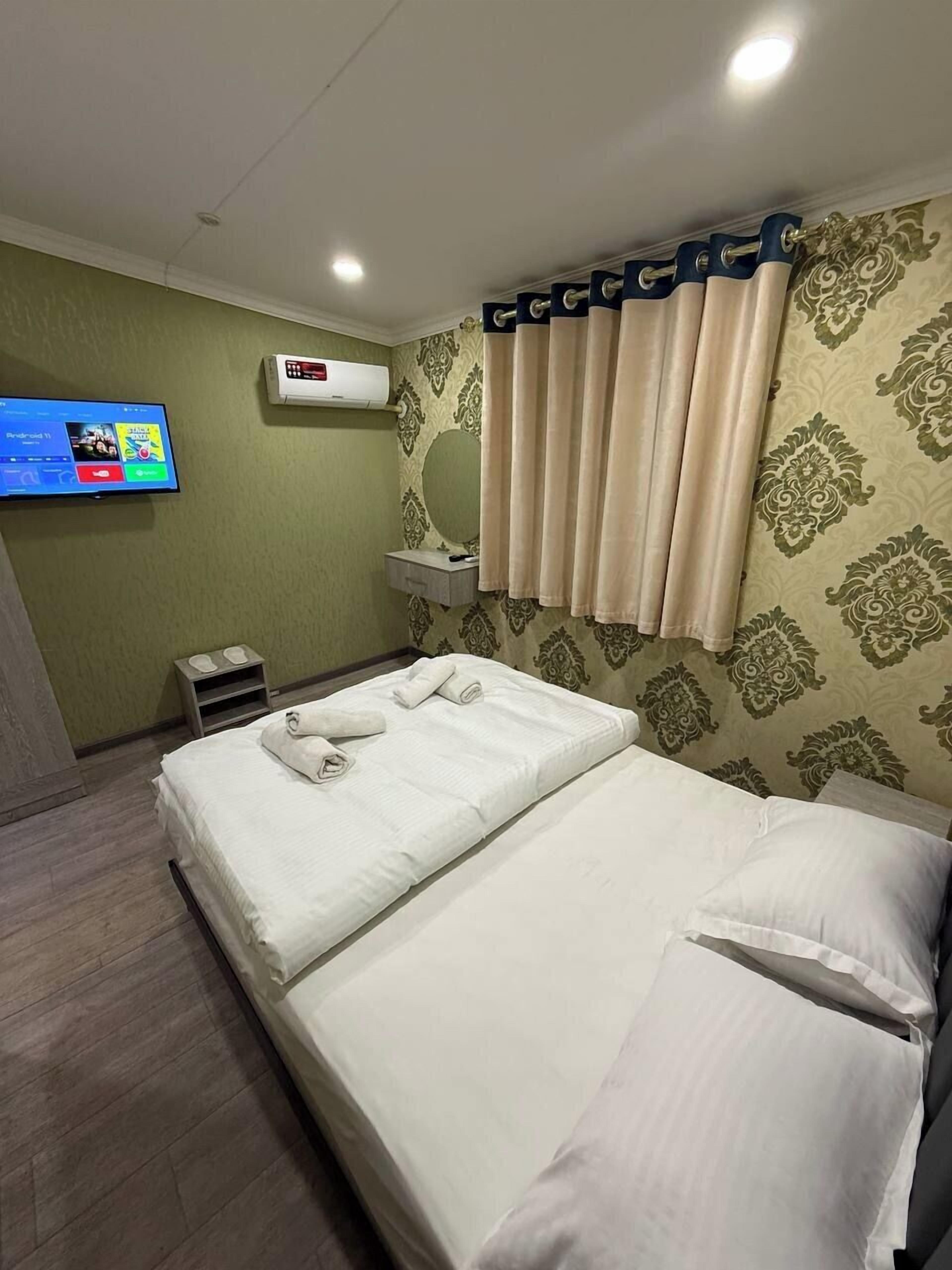 Single Room, City View | Laptop workspace, free WiFi