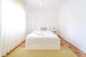 3 bedrooms, free WiFi, bed sheets