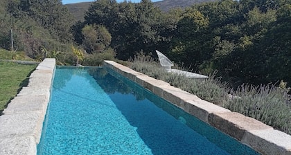 Stone house La Moraima in a unique space