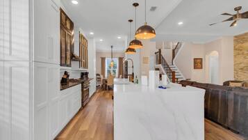 Microwave, oven, stovetop, dishwasher