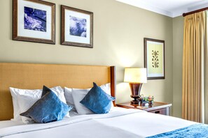 5 habitaciones, tabla de planchar con plancha y cuna de viaje 