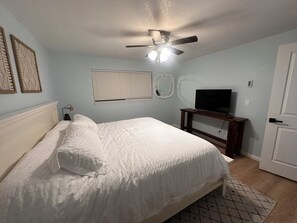 3 Schlafzimmer, Bügeleisen/Bügelbrett, kostenloses WLAN, Bettwäsche