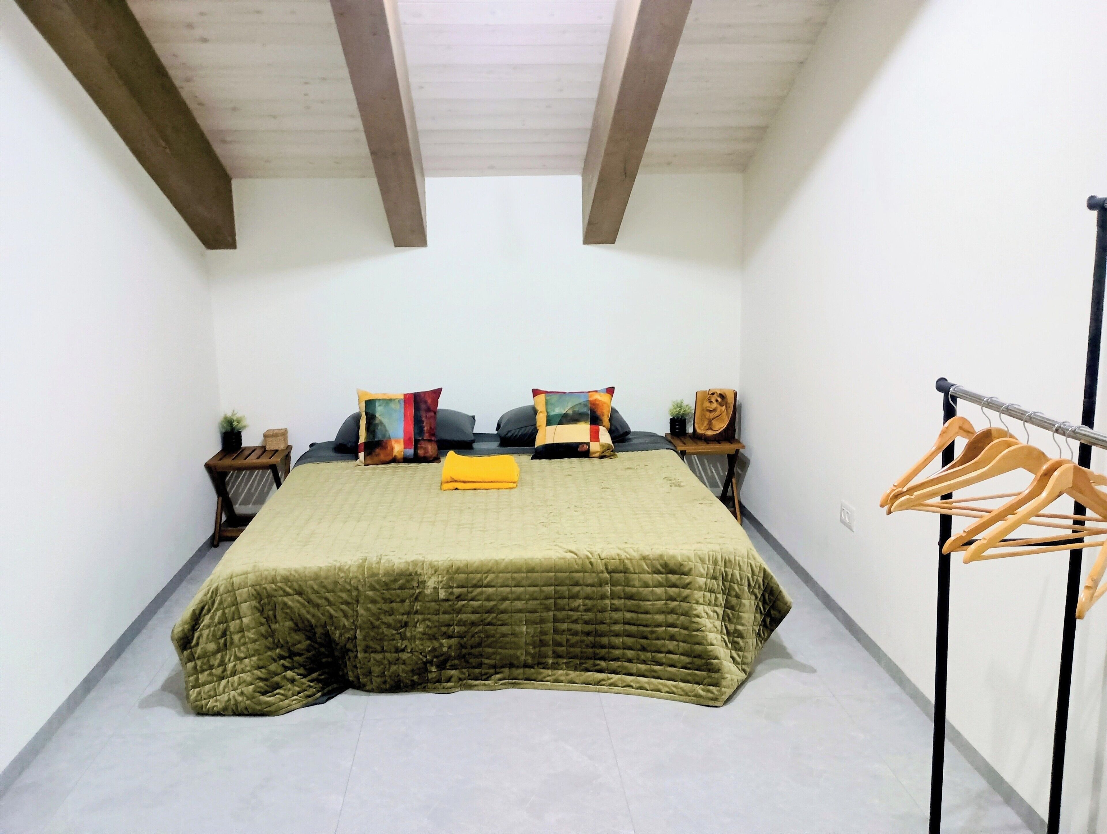 Wifi gratis y ropa de cama