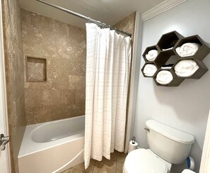 Apartment, City View | Bathroom