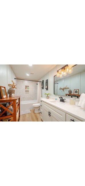Hair dryer, towels, soap, toilet paper - Cozy studio retreat in beautiful Spanish Fork neighborhood (Spanish Fork)