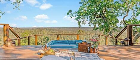 Bain à remous extérieur