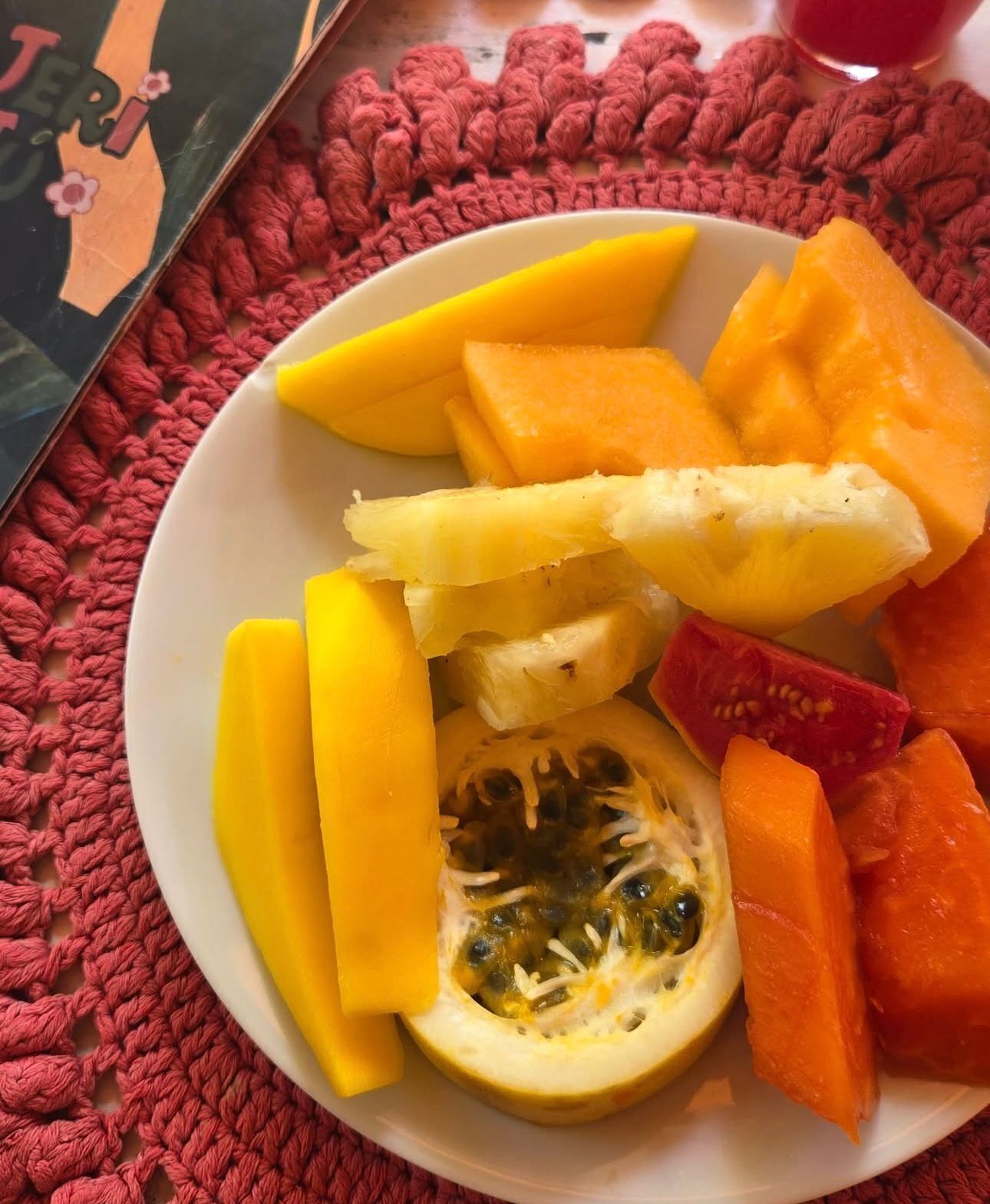 朝食 (ビュッフェ)、毎日提供 (無料)