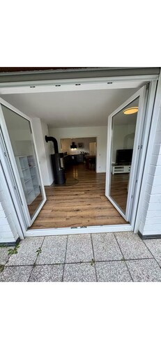 Lichtdurchflutete Wohnung in Naturlage - Nähe Köln