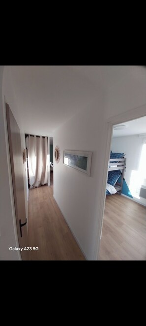 3 camere, Wi-Fi, lenzuola