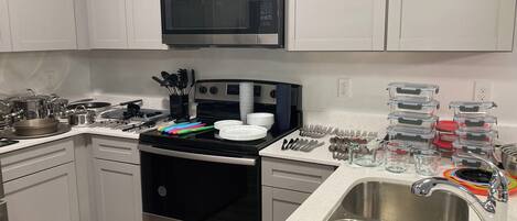 Microwave, oven, stovetop, dishwasher