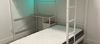 Lovely 3 BR Condo w/ Vaulted ceilings, Near Hot Springs & Utah Lake - 30 day min