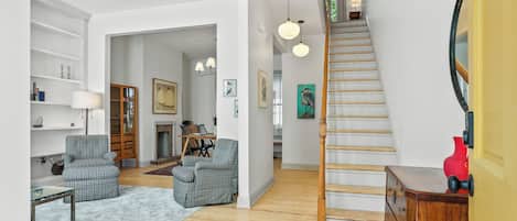 House, Courtyard View | Interior
