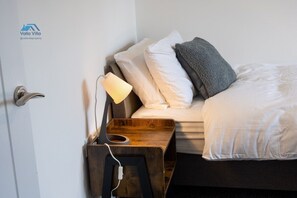 Bügeleisen/Bügelbrett, kostenloses WLAN, Bettwäsche